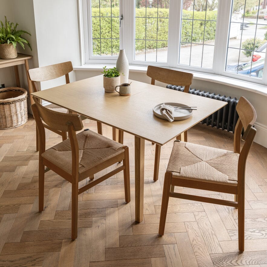Charlie Oak Dining Table Set - Extendable - 4 Seater - Faye Woven Oak Dining Chairs