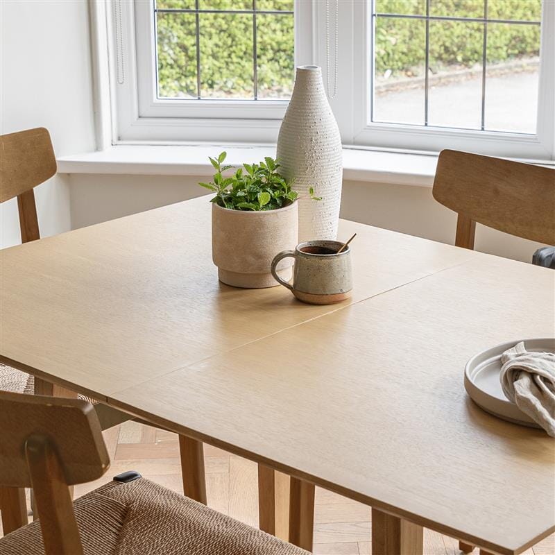Charlie Oak Dining Table Set - Extendable - 4 Seater - Faye Woven Oak Dining Chairs