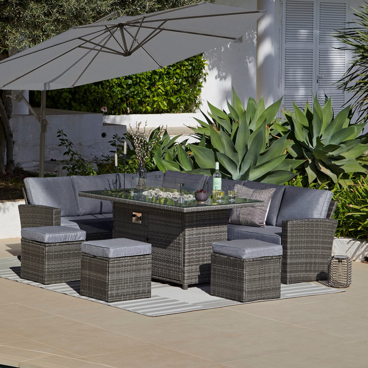 Aston 9 Seater Rattan Garden Corner Sofa Set with Grey Lean Over Parasol - Firepit - Grey - Laura James