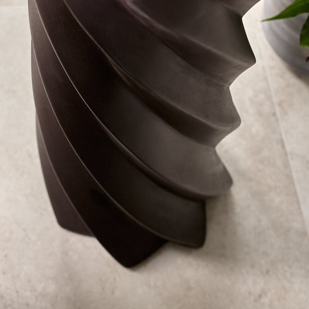 Bianca Concrete Side Table - Black - Laura James