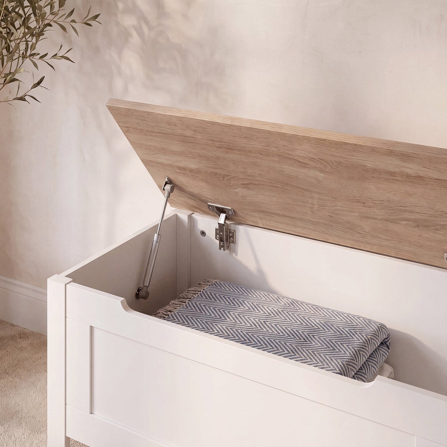 Bampton Blanket Box - Alabaster White - Laura James