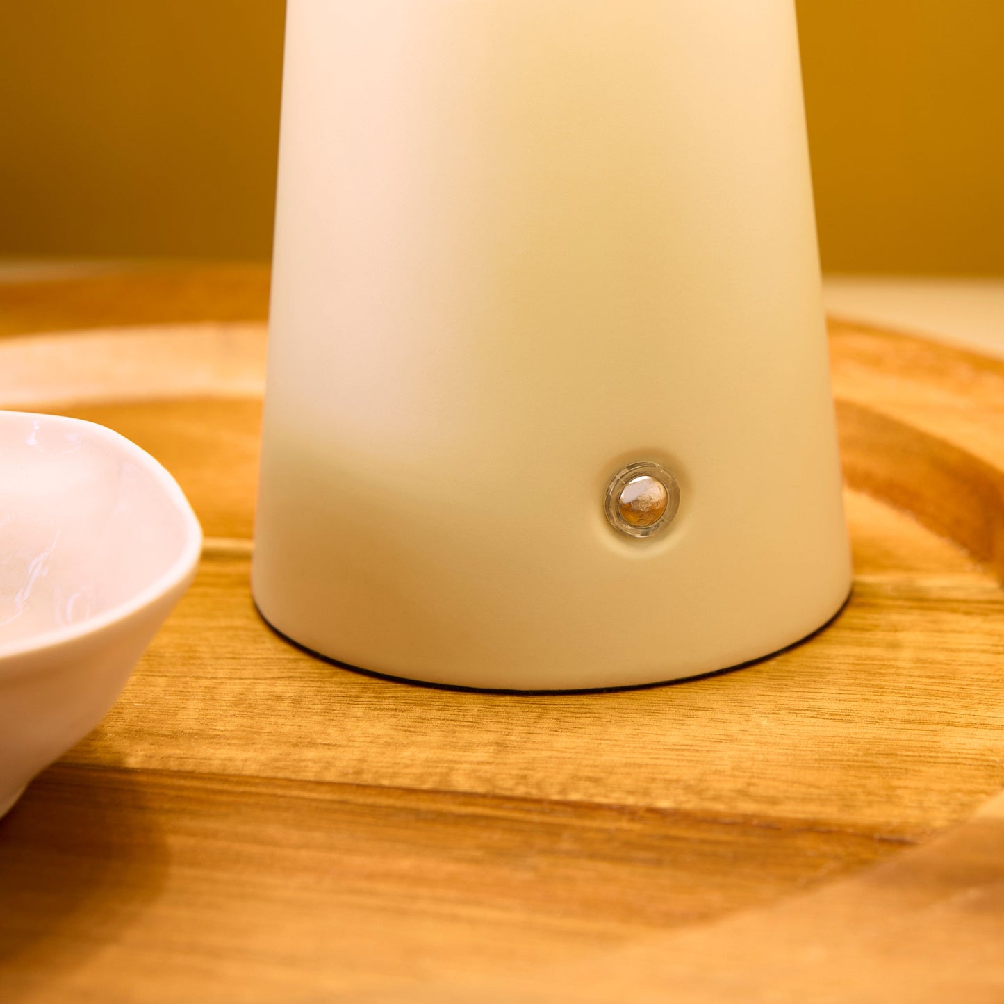 Brockhill Rechargeable Lamp - Clay - Laura James