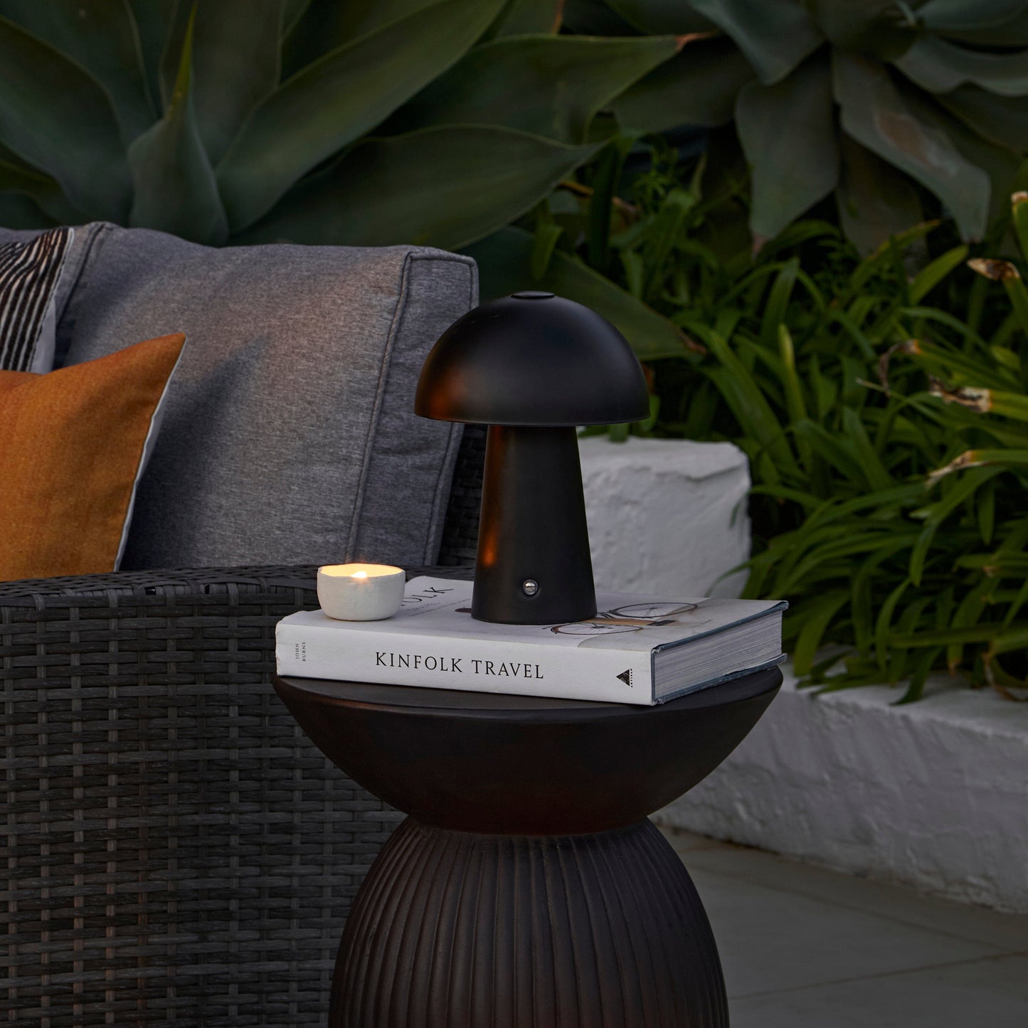 Brockhill Rechargeable Lamp - Grey