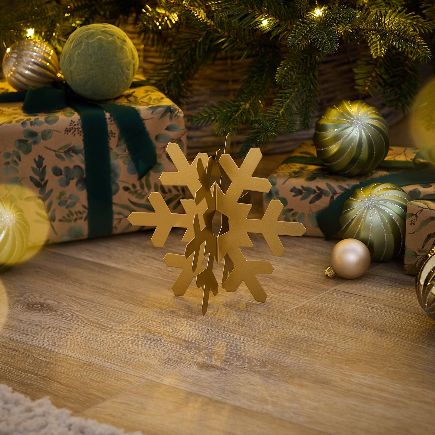 Falun_15cm_Metal_Snowflake_Ornament_Gold-1 - Laura James