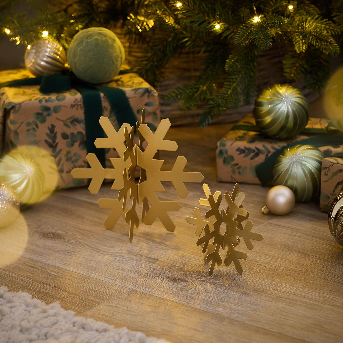 Falun_15cm_Metal_Snowflake_Ornament_Gold-1 - Laura James