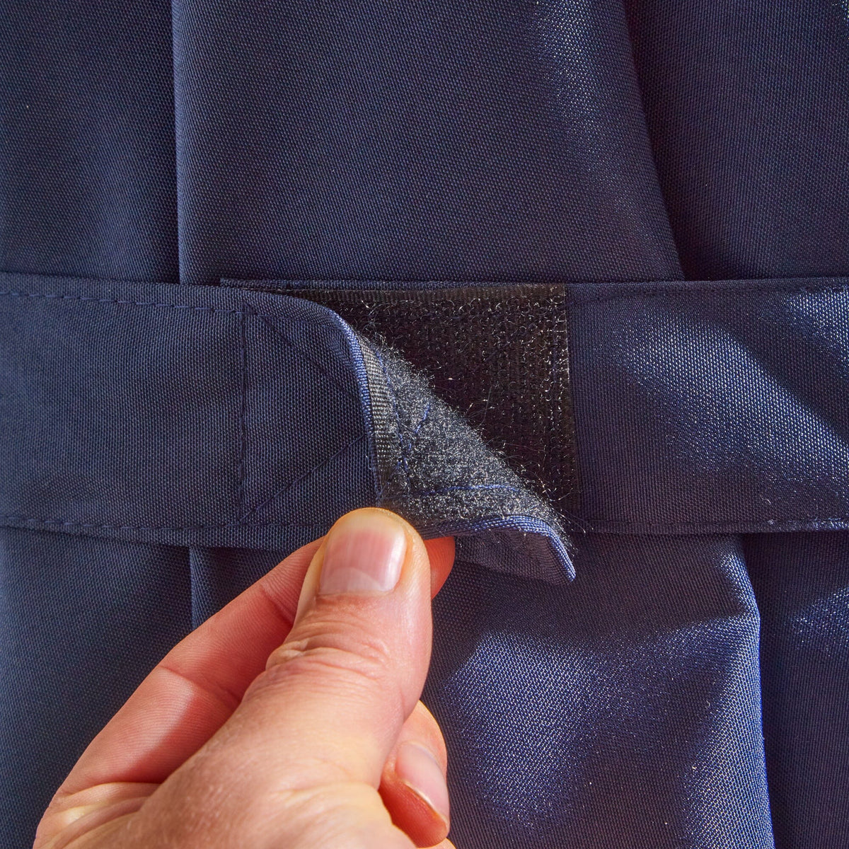 Fira Dark Blue LED Parasol - 2.5m Square Cantilever - Laura James