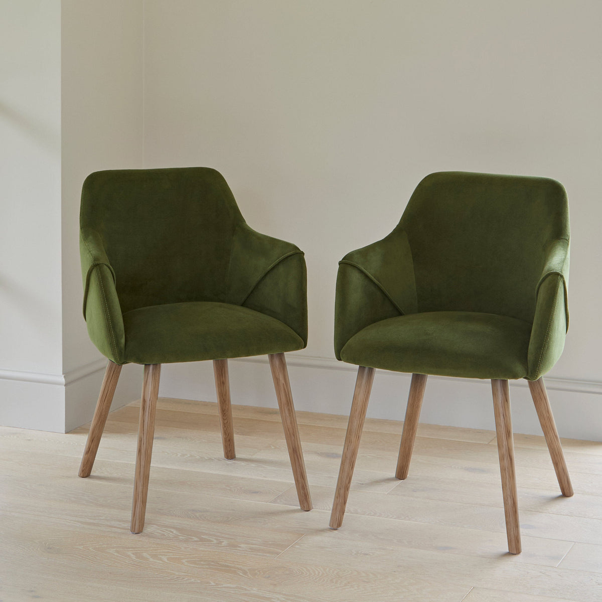 Freya Fern Green Armchair - Set of 2 - Almond Brown Legs
