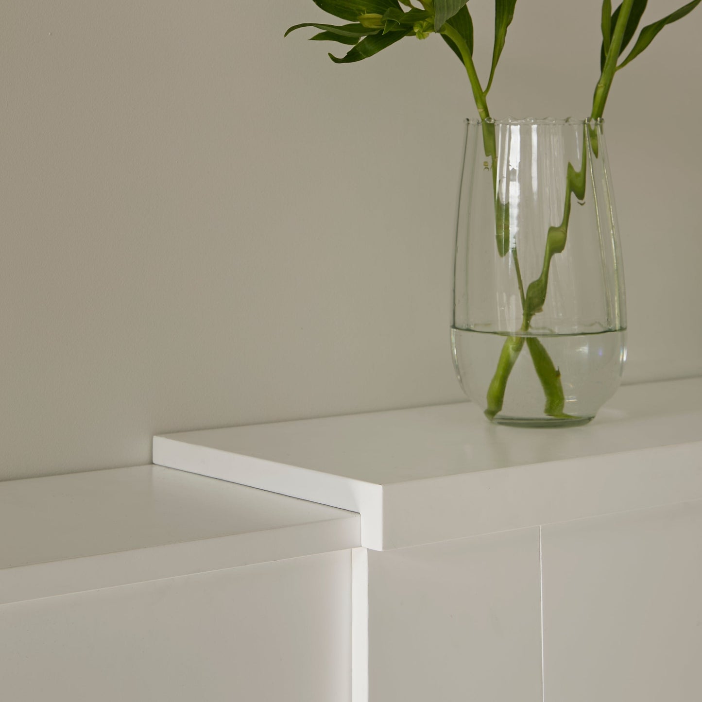 Jack Extending Radiator Cover - White - Laura James