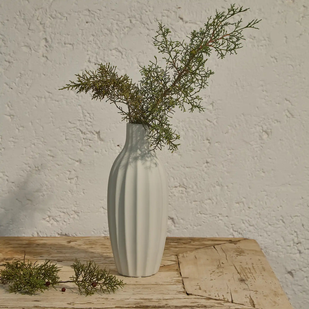 Kalera 30cm Terracotta Vase - White