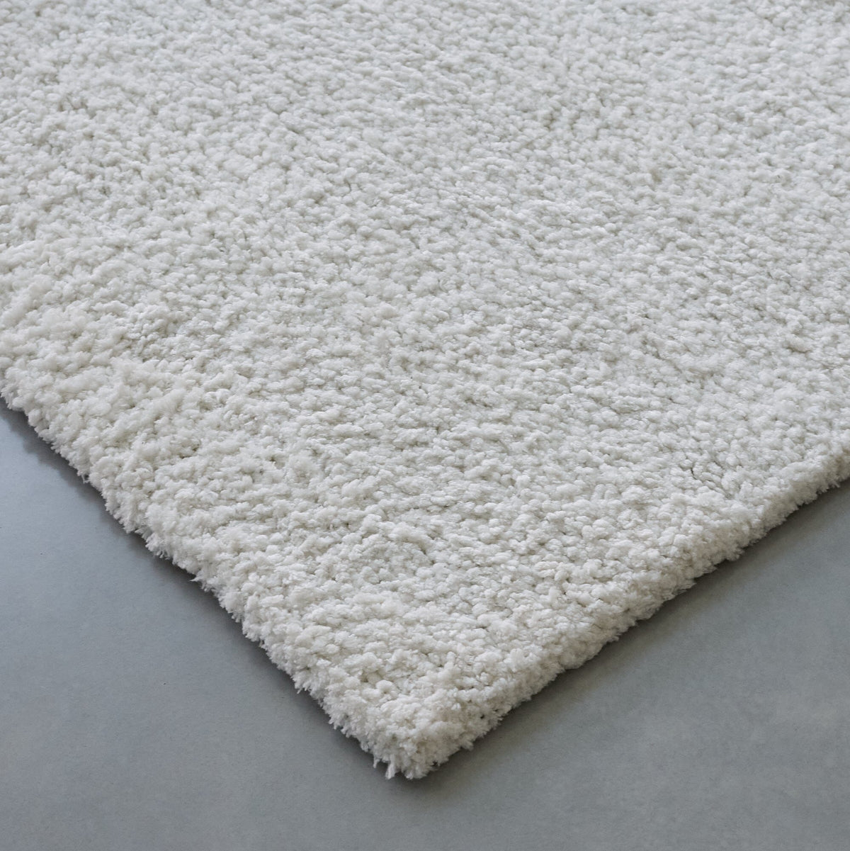 Kingsley Polyester Rug 200x290cm - Off White - Laura James
