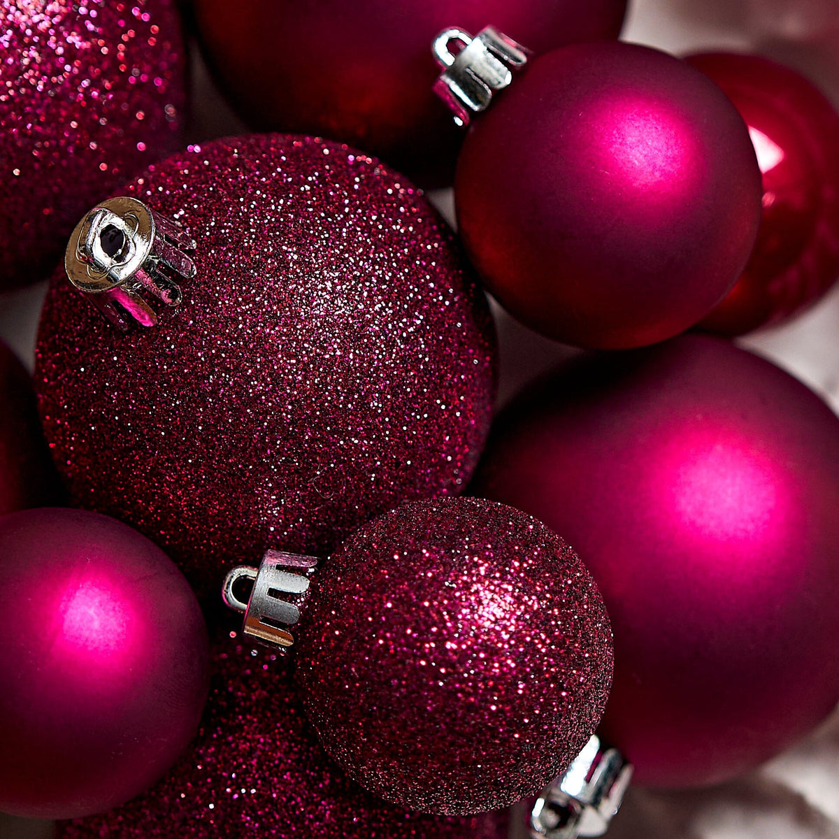 Valen Shatterproof Mixed Baubles - Set of 30 - Festive Pink