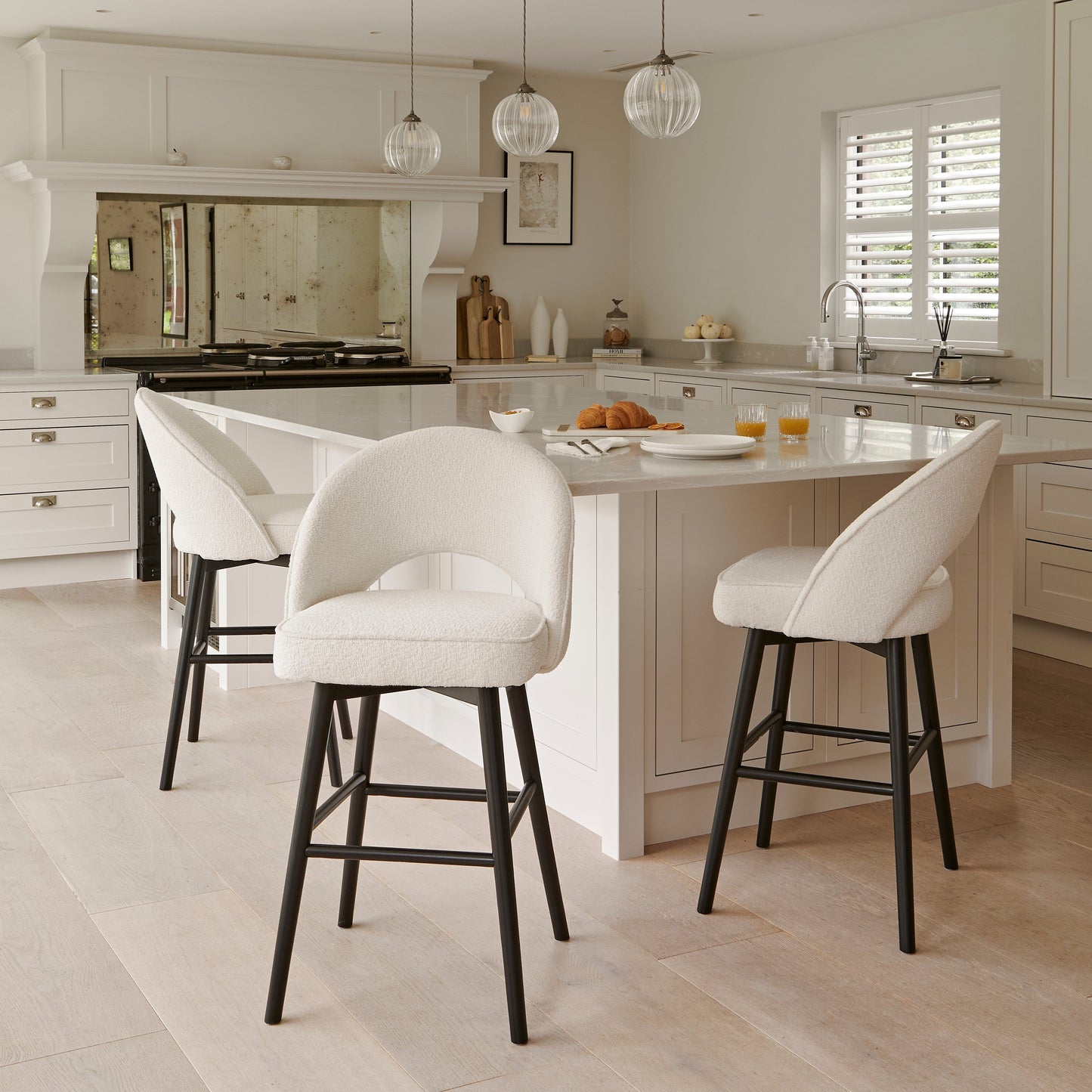 Marilyn Boucle Bar Stool - Black Legs