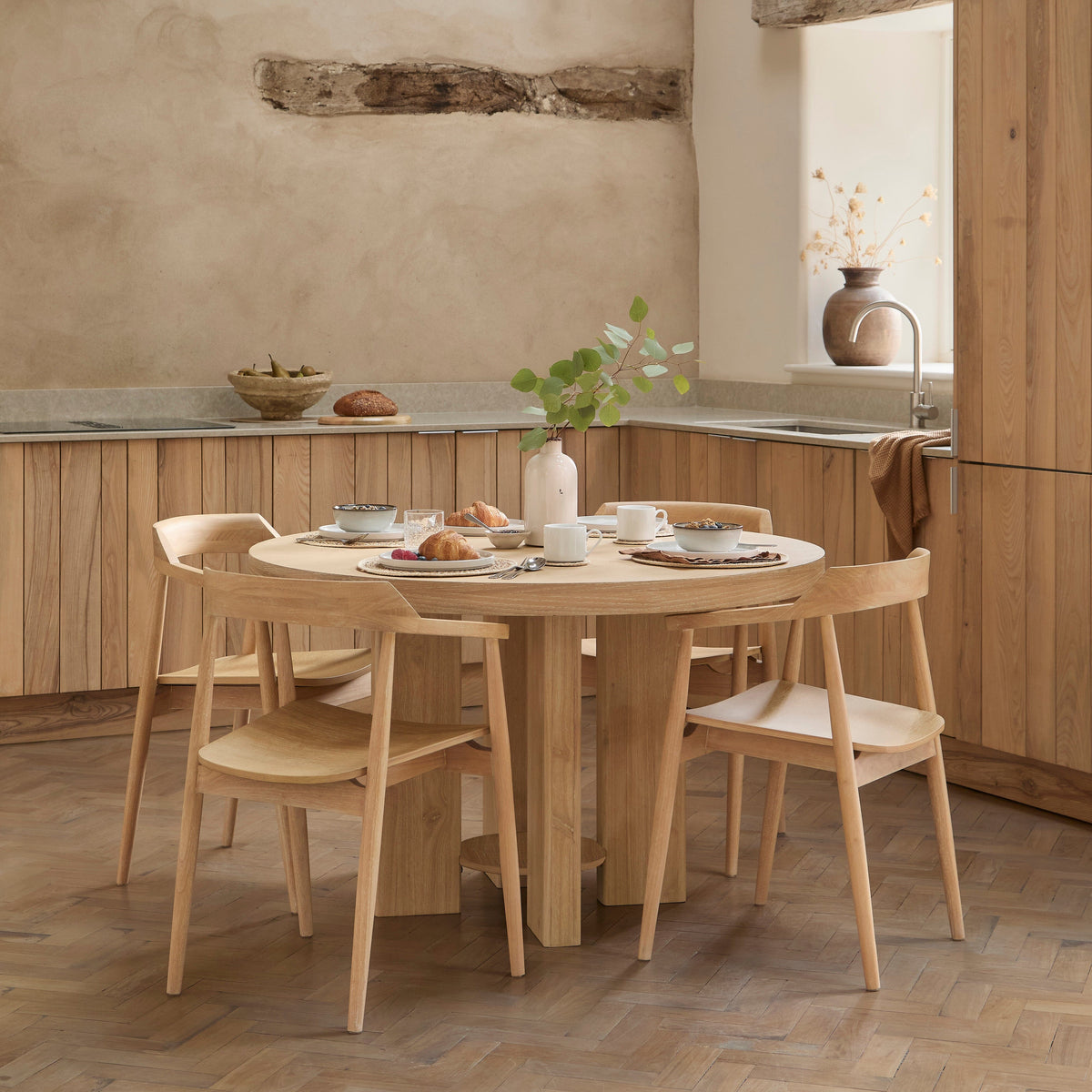 Marlon Whitewash Oak Round Dining Table Set - 4 Seater - Carter Dining Armchairs - Whitewash Oak - Laura James