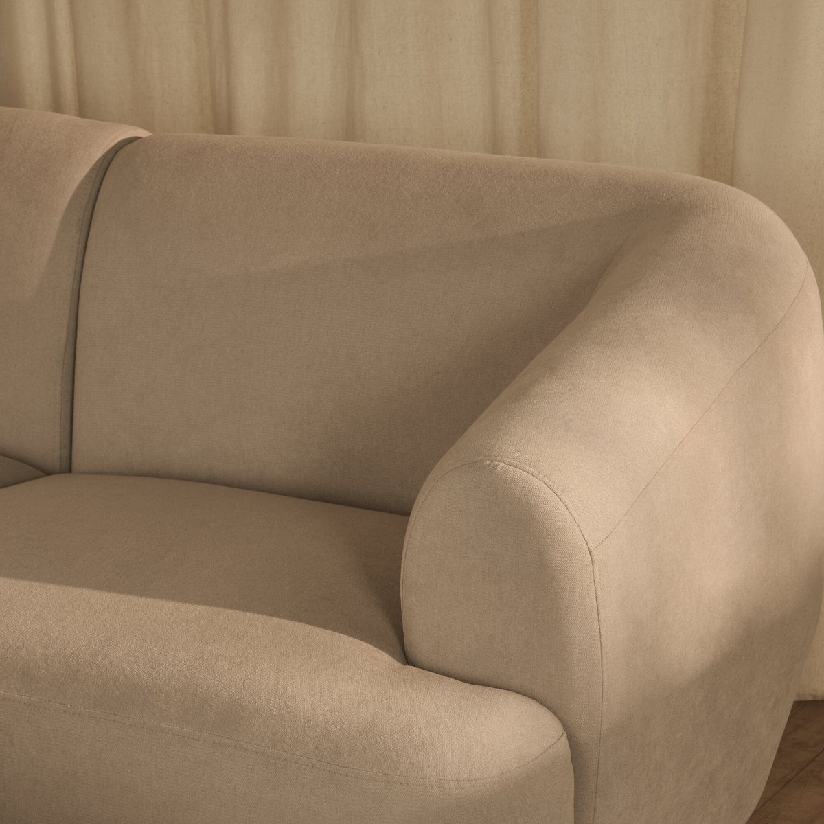 Nathalia soft beige