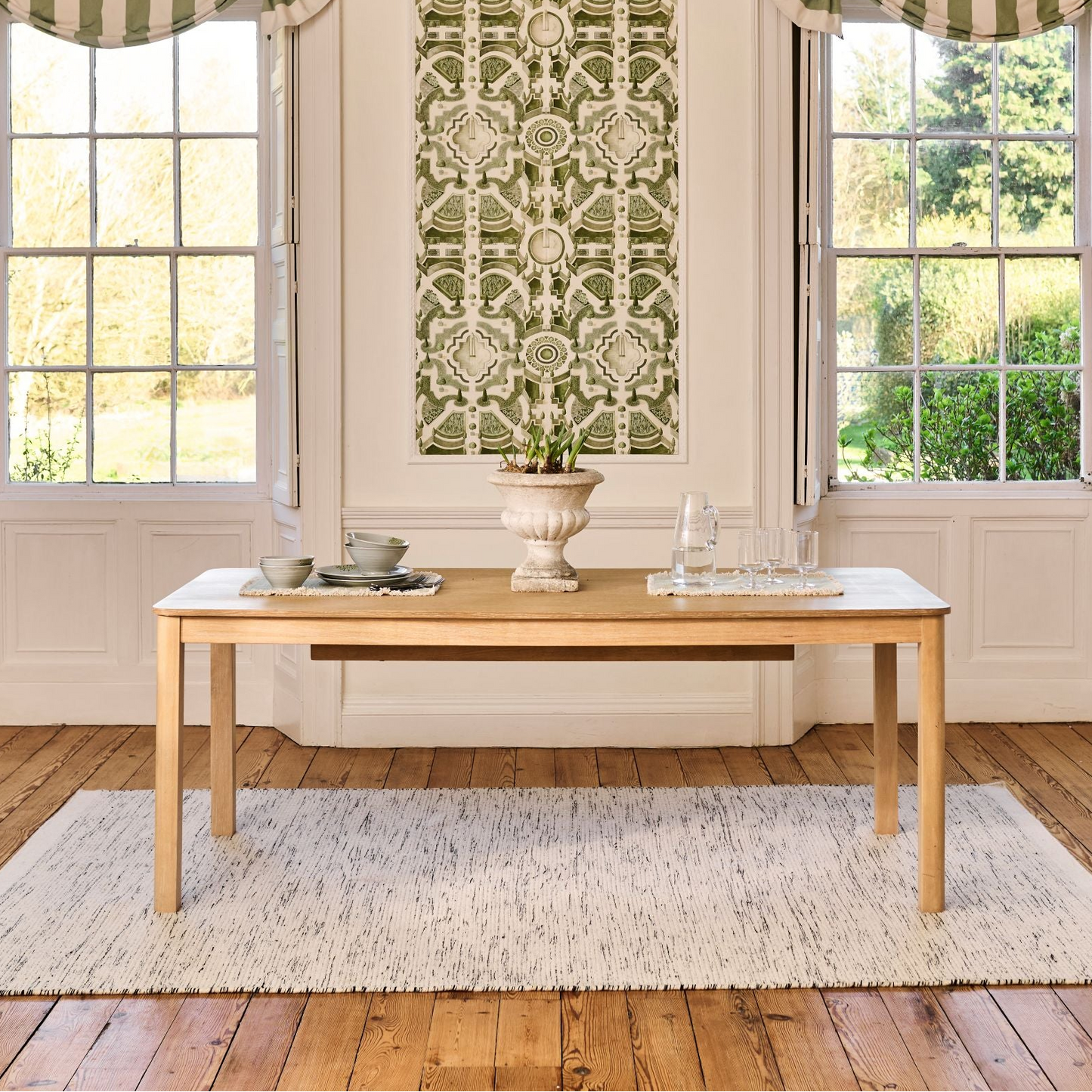 Noah Whitewash Oak Extending Dining Table Set - 8 Seater - Bella Soft Beige Dining Chairs - Whitewash Legs