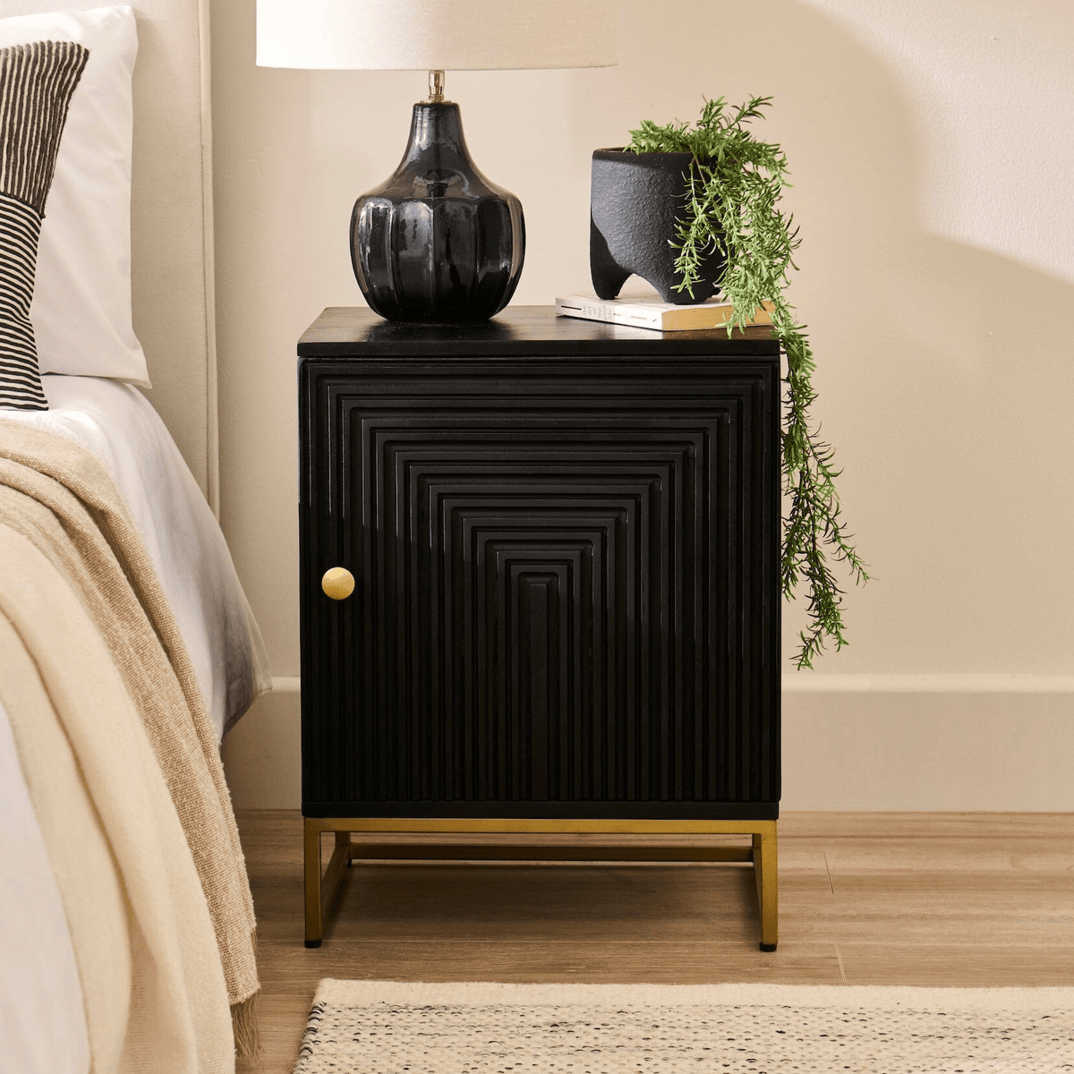 Rayna Black 1 Door Right Bedside Table