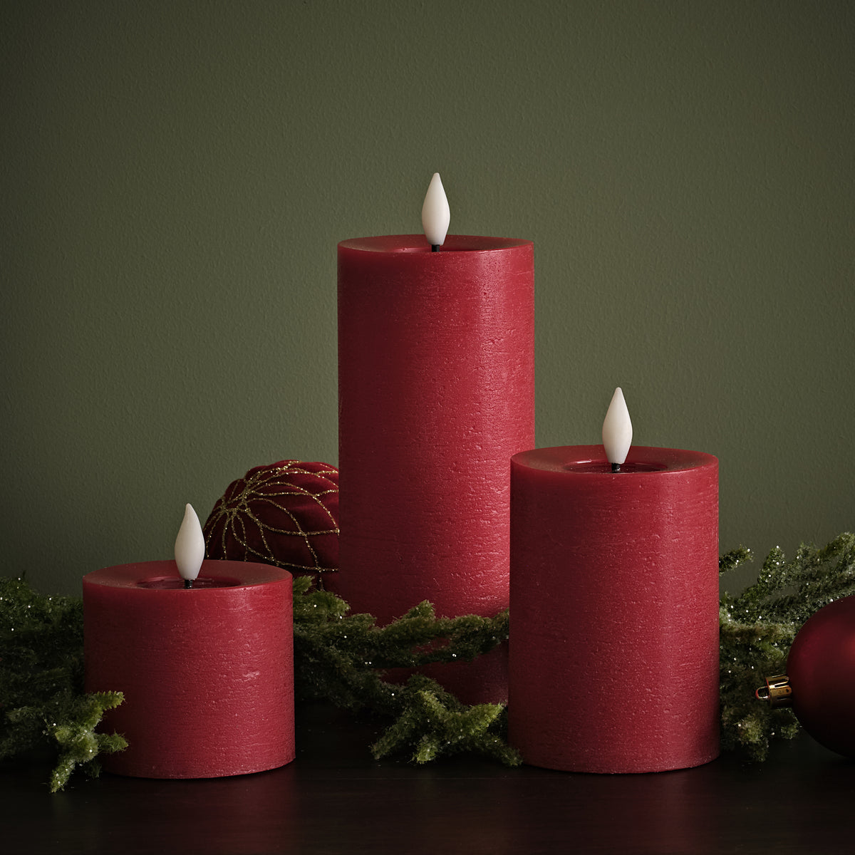 Samsta Battery Pillar Candles - Set of 3 - Christmas Red