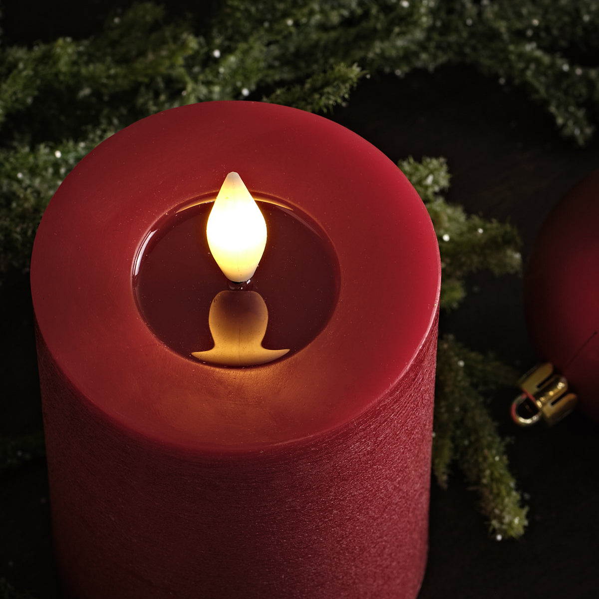 Samsta Battery Pillar Candles - Set of 3 - Christmas Red