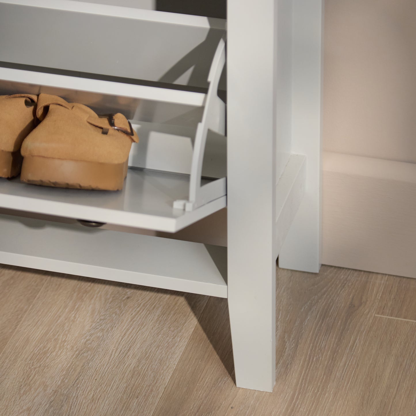 Sandhurst 60cm Three Door Shoe Cabinet - Snow White with Coastal Oak Top - Laura James