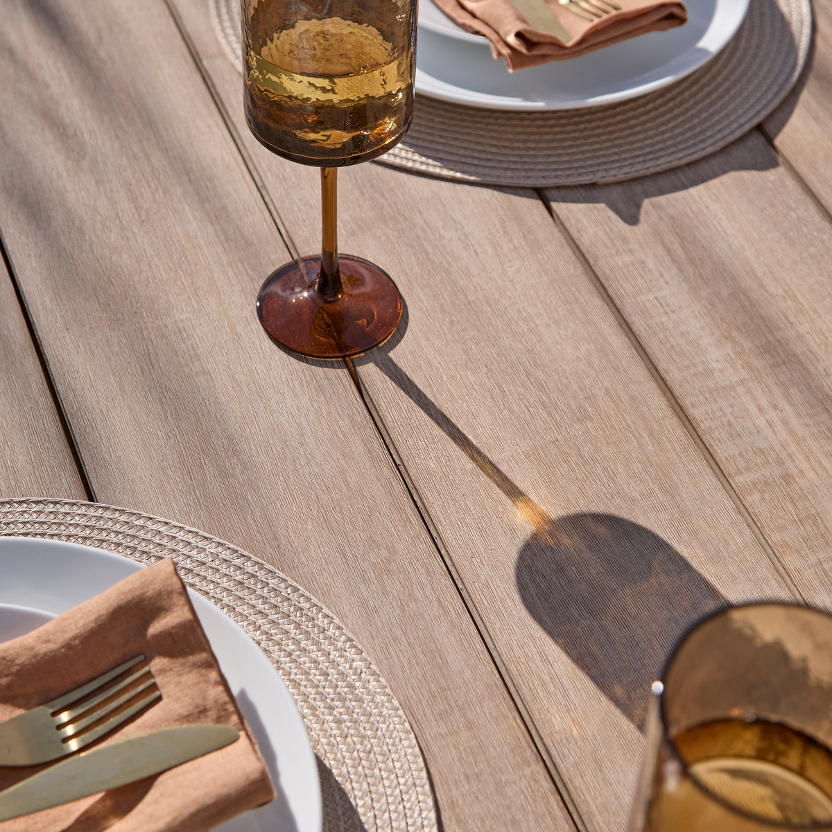Shiro 120cm Round Table and 4x Nala Dining Chairs - Laura James