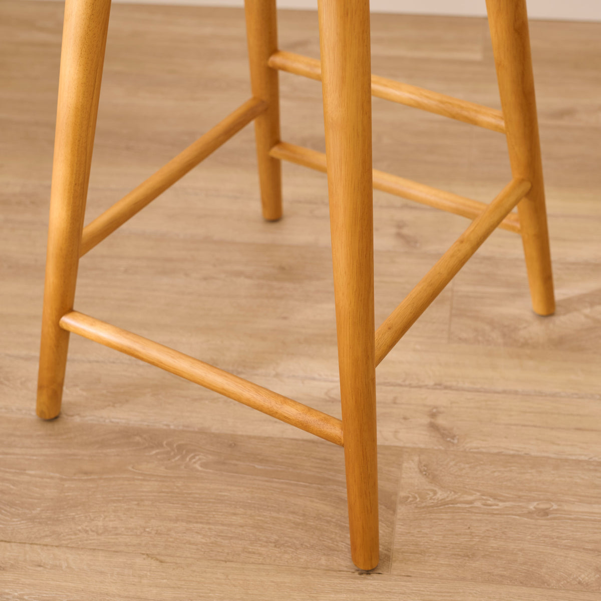 Silvester Classic Oak Bar Stool with Backrest - Laura James