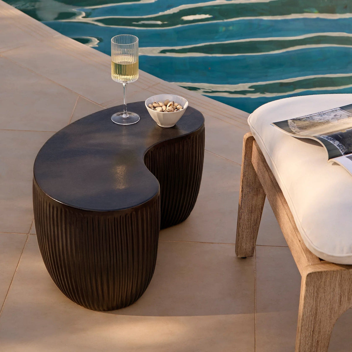Outlet - Sohan Kidney Garden Concrete Coffee Table - Lava Black - 61cm