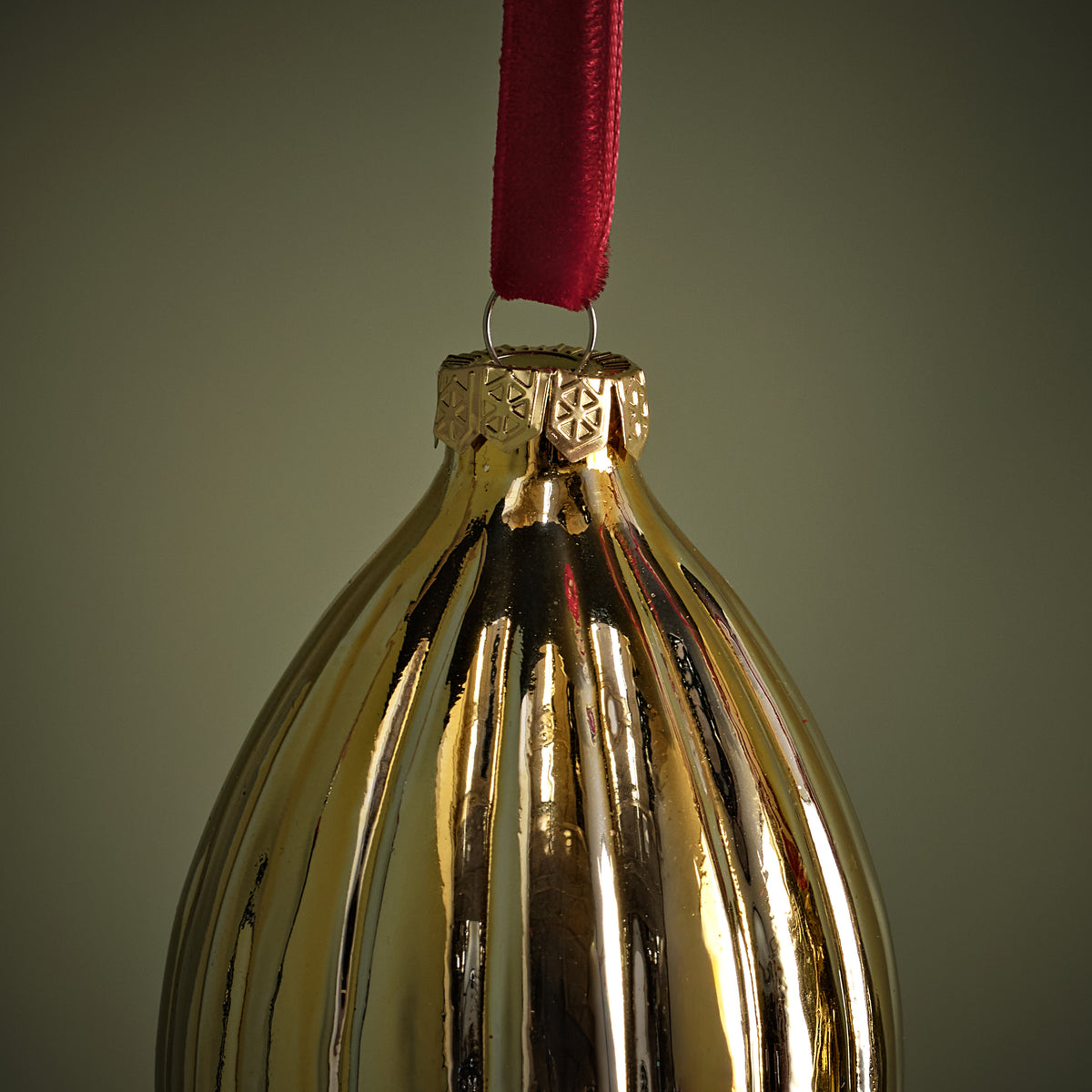 Varde 12cm Glass Tapered Baubles - Set of 3 - Gold - Laura James
