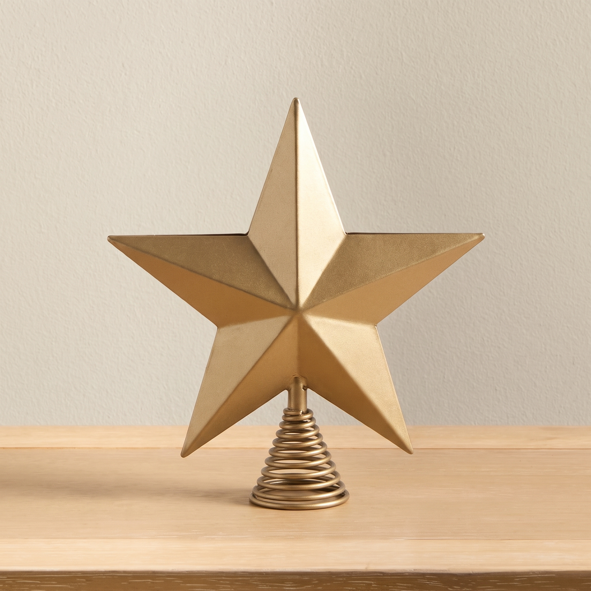 Veere 18cm Metal Star Tree Topper - Heritage Gold