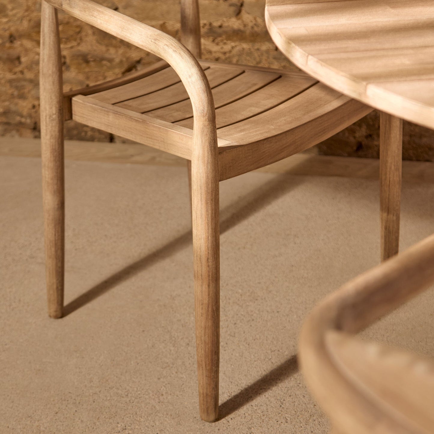 Willow 4 Seater Round Garden Dining Set with Sasha Chairs - Laura James