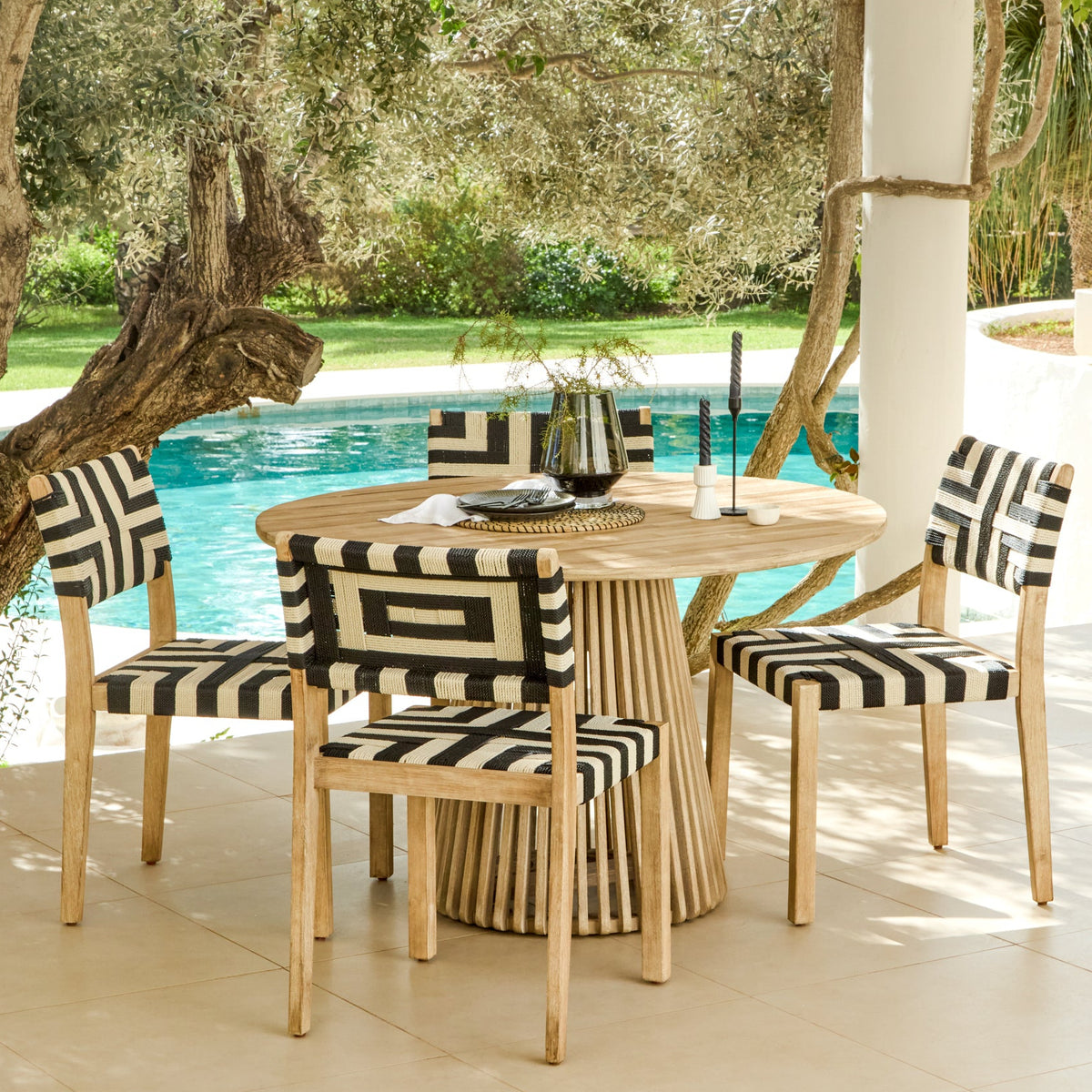 Willow 4 Seater Wooden Brushed Light Acacia Round Dining Set with Saffron Black and Beige Chairs - Laura James