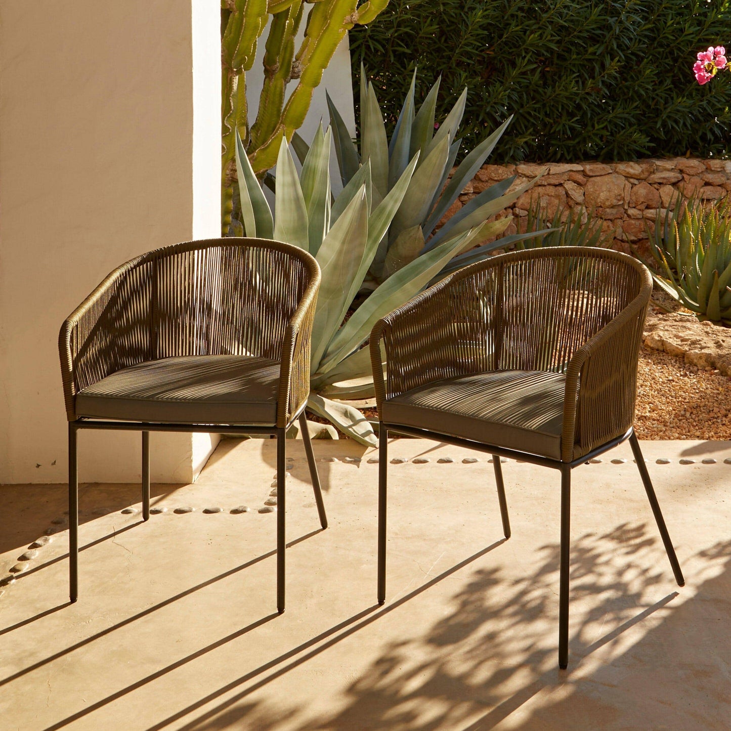 Amelia 4 Seater Natural Wood Black Legs Garden Dining Set - Hali Green Chairs