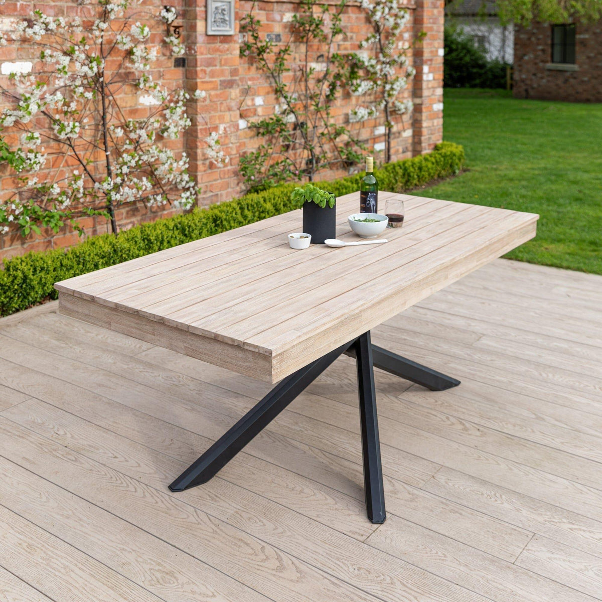 Amelia Dining Table Garden Dining