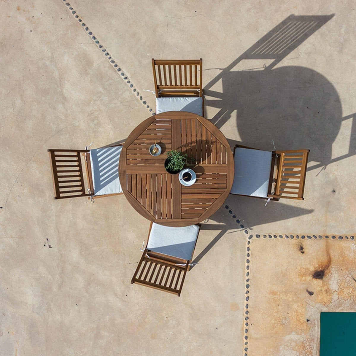 Ashby 4 Seater Round Wooden Garden Armchair Dining Set - 100cm - Laura James