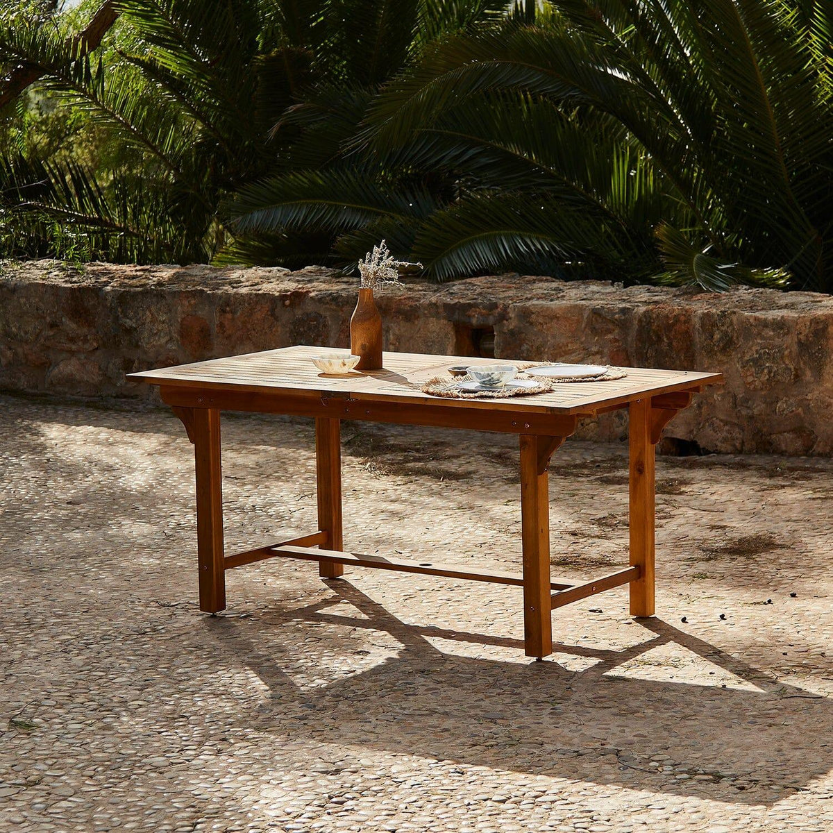 Aspen-4-wooden-extendable-garden-dining-set-with-cushions