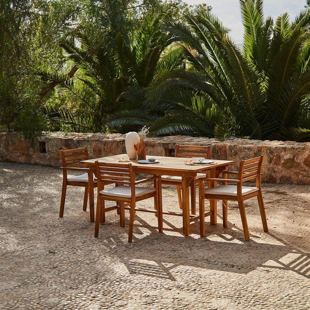 Aspen 4 Seater Wooden Extendable Garden Dining Set with Cushions - Premium Cream LED Parasol