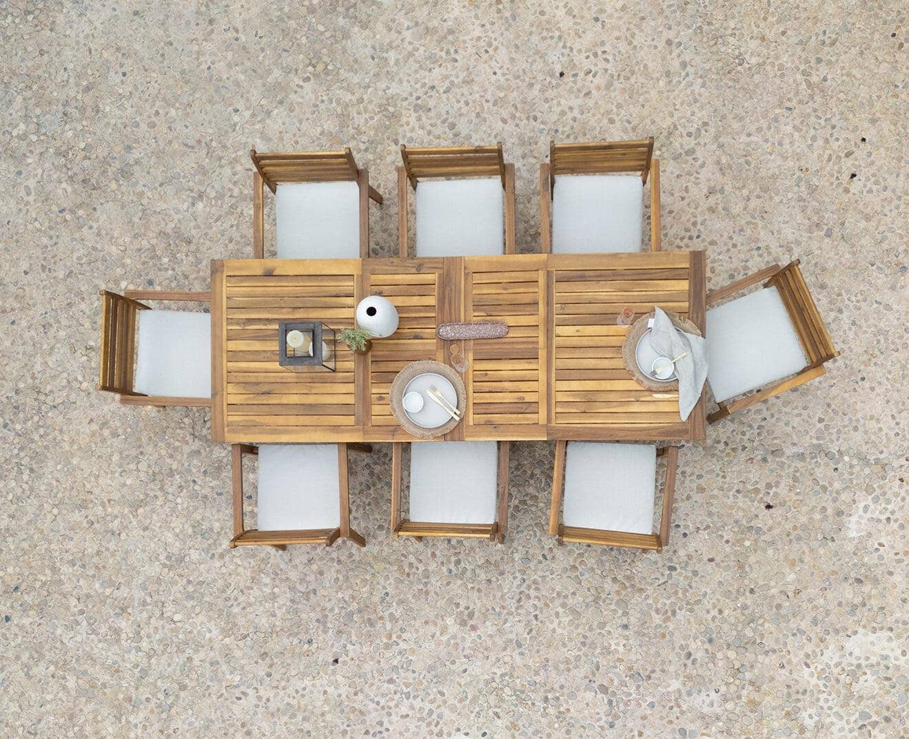 Aspen 8 Seater Wooden Extendable Garden Dining Set with Cushions - Premium Cream LED Parasol - Laura James