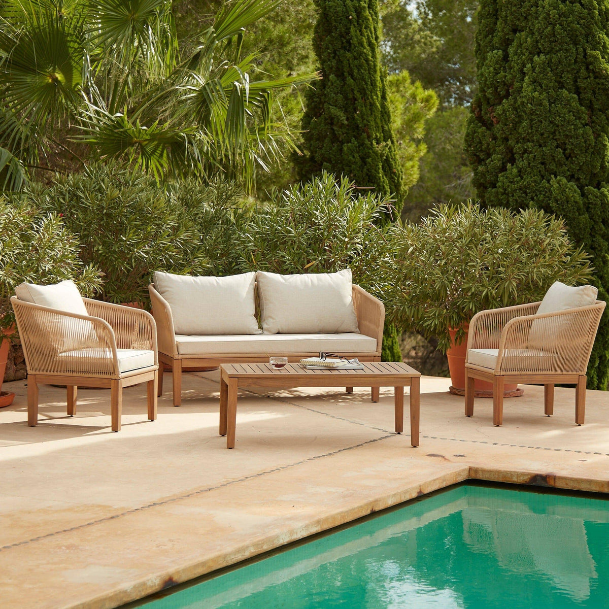 Eaden Rope Garden Conversation Set with Cream Lean Over Parasol - Natural