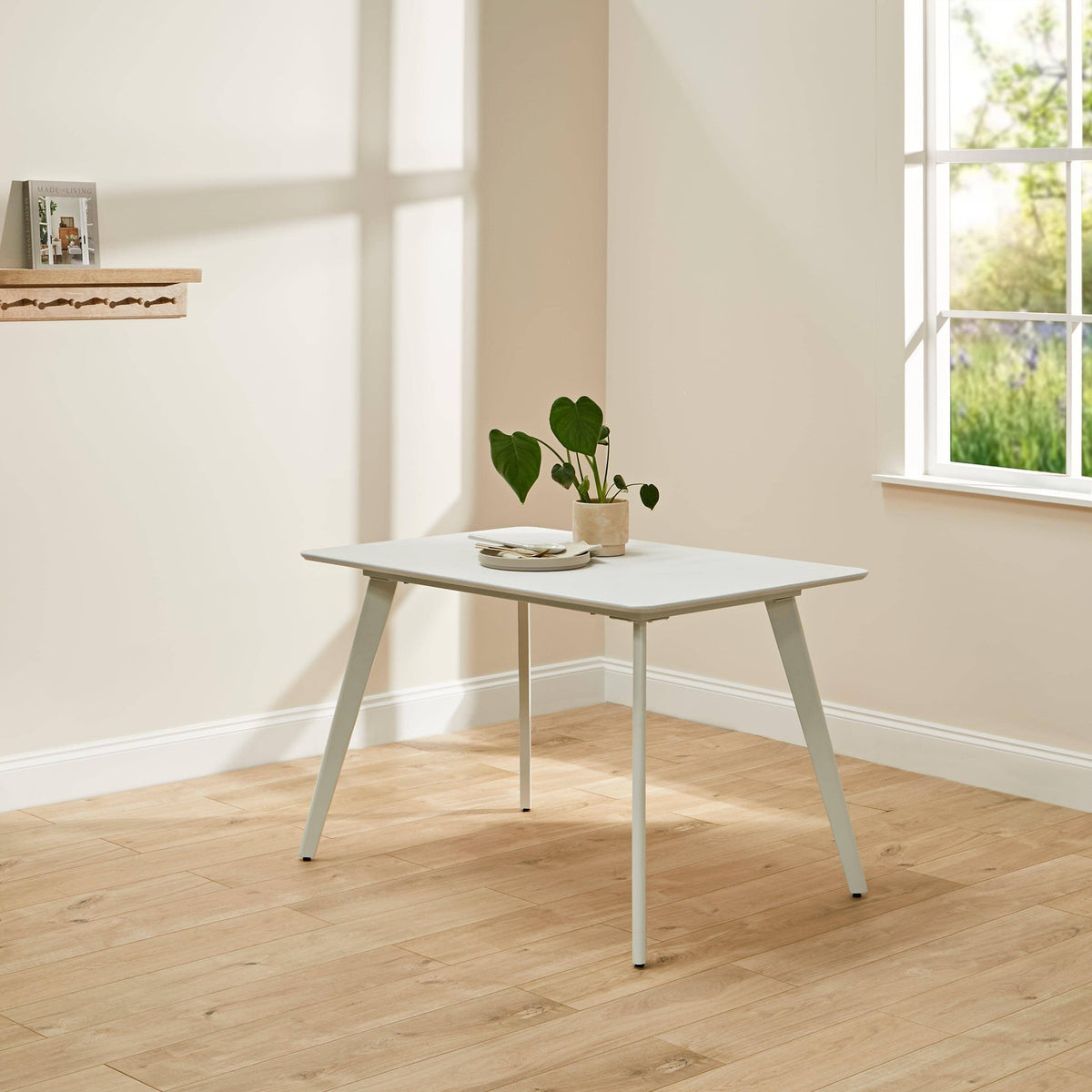 Finn 4 Seater dining set with grey chairs - 120cm - pure white - Laura James