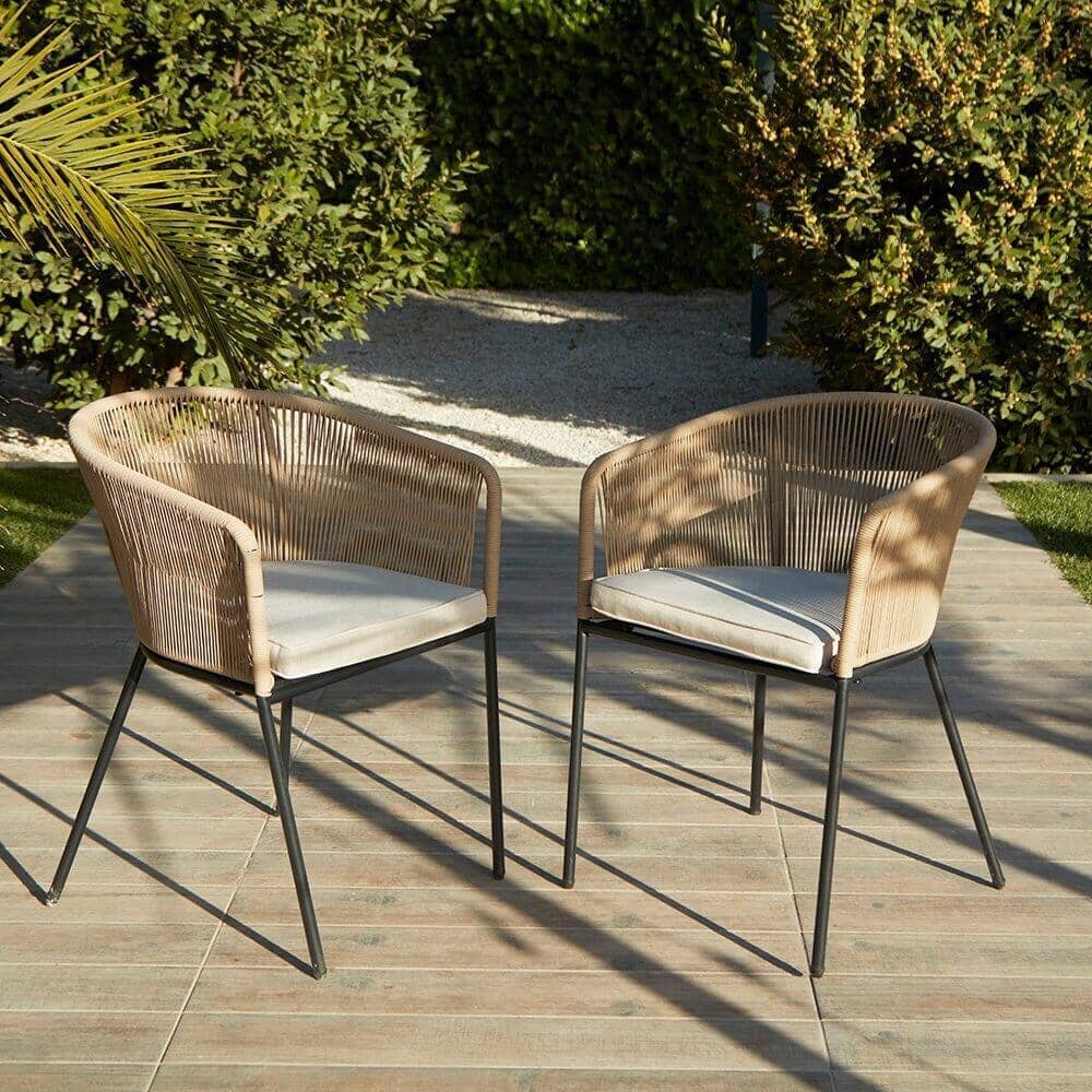 Ezra 4 Seater Round Wooden Garden Dining Set with 4 Hali Natural Rope Chairs