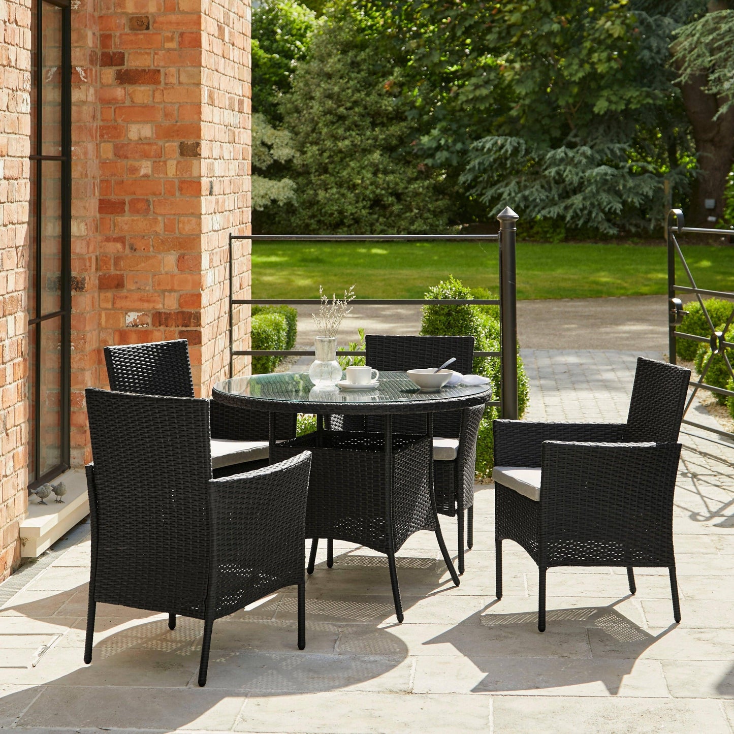 Kemble 4 Seater Rattan Round Dining Set with Cream LED Premium Parasol & Parasol Rain Cover - Black Weave