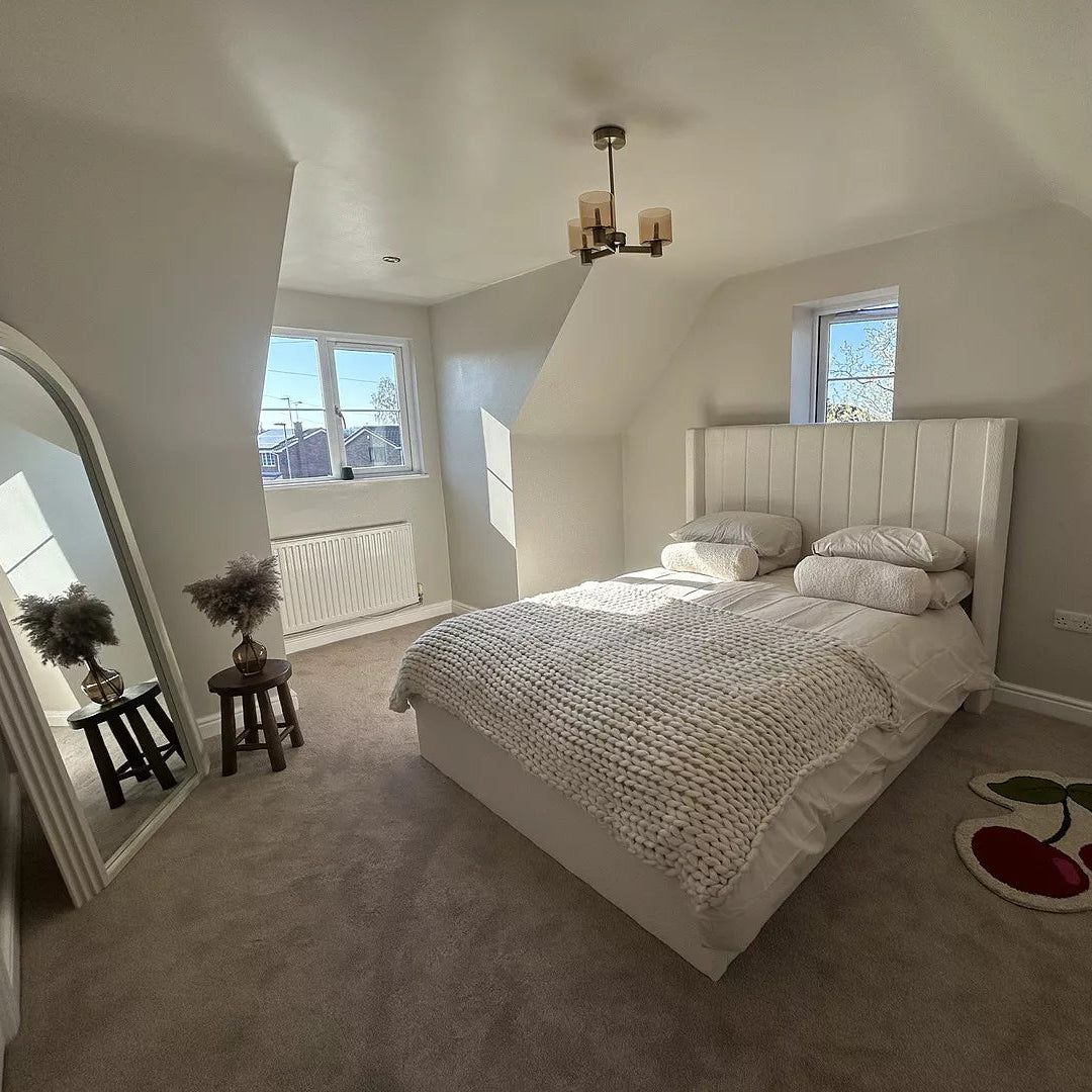 Alice King Ottoman Bed - Boucle - Laura James