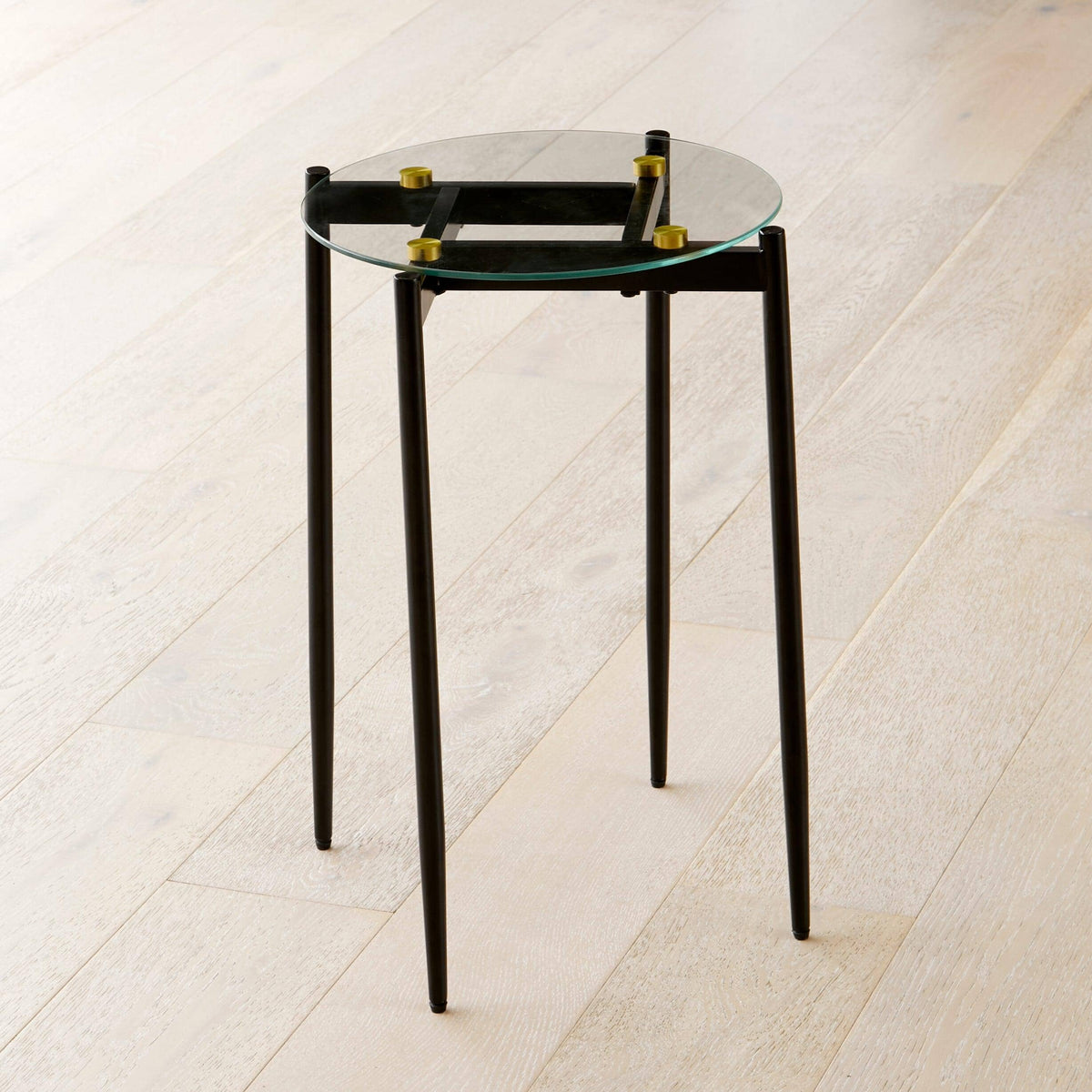 Oscar-side-table-laura-james