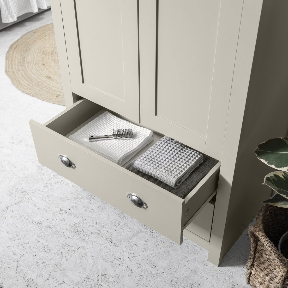 Outlet - Bampton 2 Door Wardrobe in Grey - Laura James