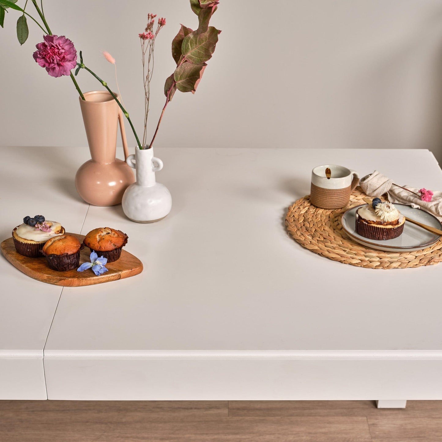 Magnus White 6 8 seater dining table