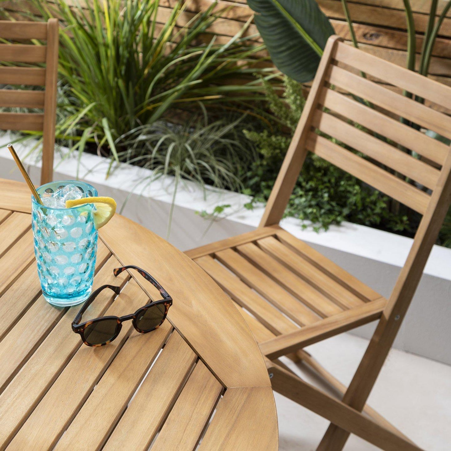 Casey outdoor dining set – solid acacia wood – 6 seater - Laura James