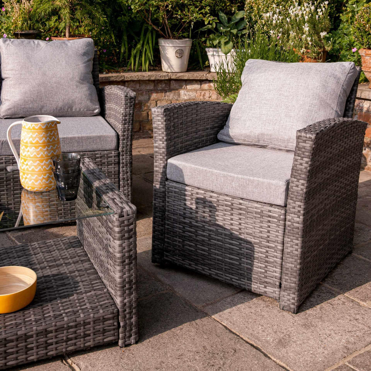 4 Seater Rattan Garden Sofa Set with Lean Over Parasol and Base - Grey Weave - Laura James