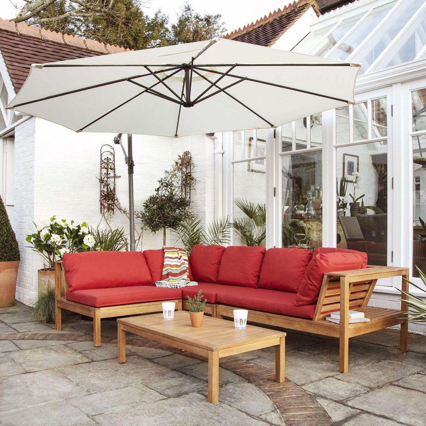 Dakota outdoor sofa set with cream parasol - acacia wood