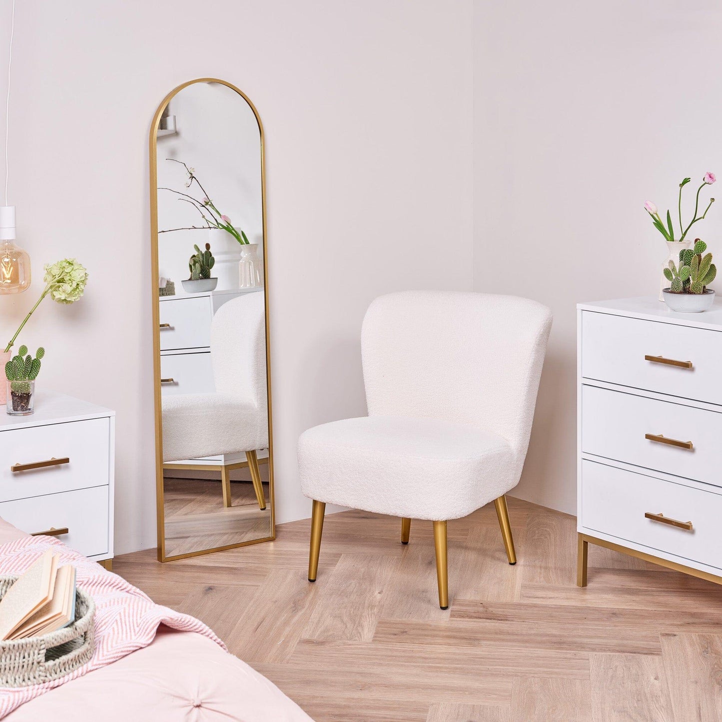 Hattie accent chair - cream boucle with gold legs