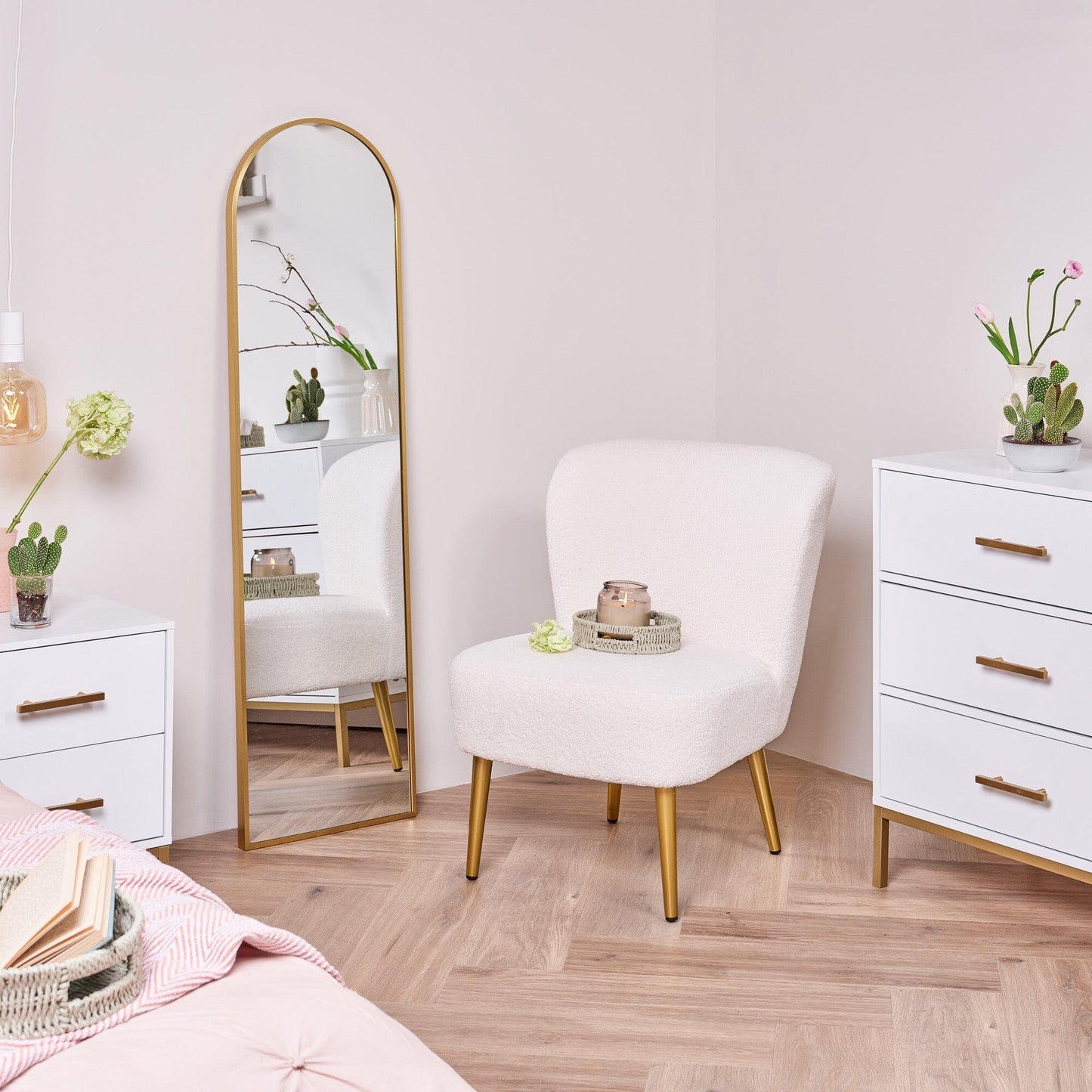 Hattie accent chair - cream boucle with gold legs