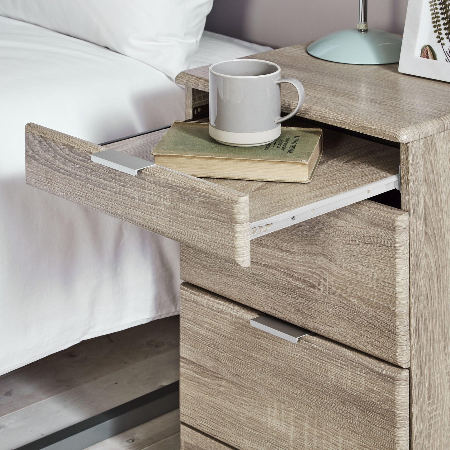 Outlet – Ayla bedside table - light oak - Laura James